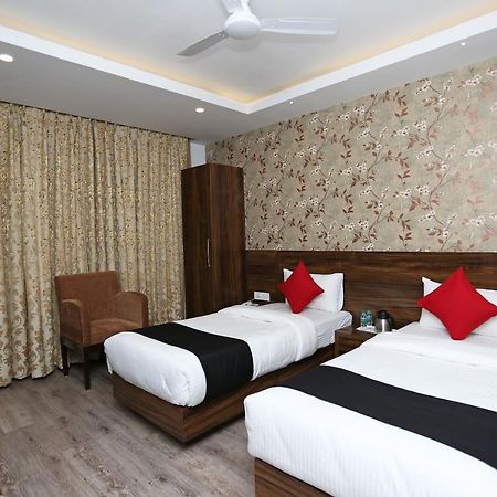 Hotel Yelchiko Varanasi Exteriör bild