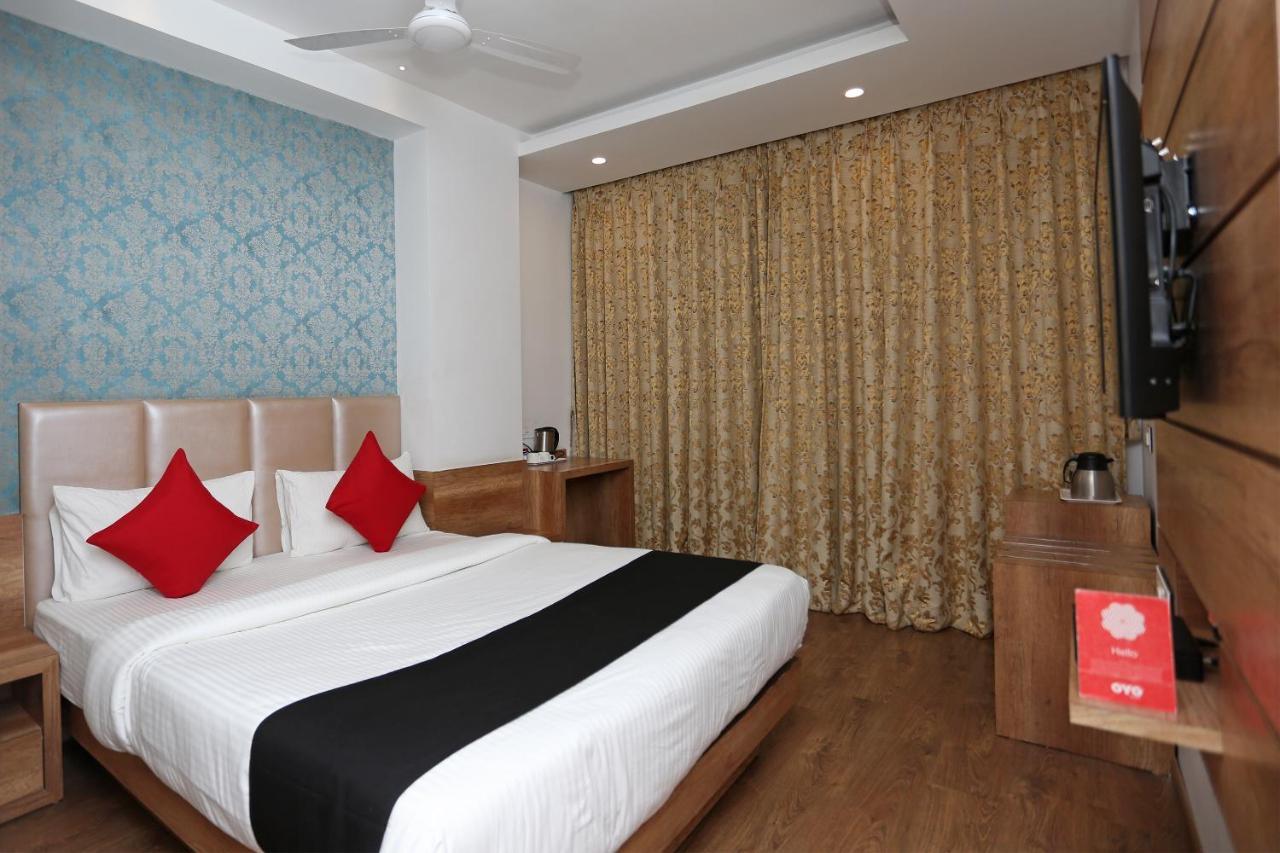 Hotel Yelchiko Varanasi Exteriör bild