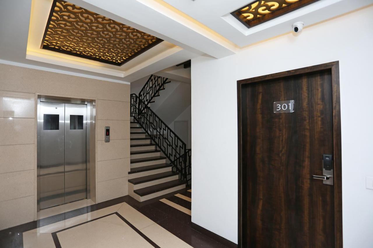 Hotel Yelchiko Varanasi Exteriör bild