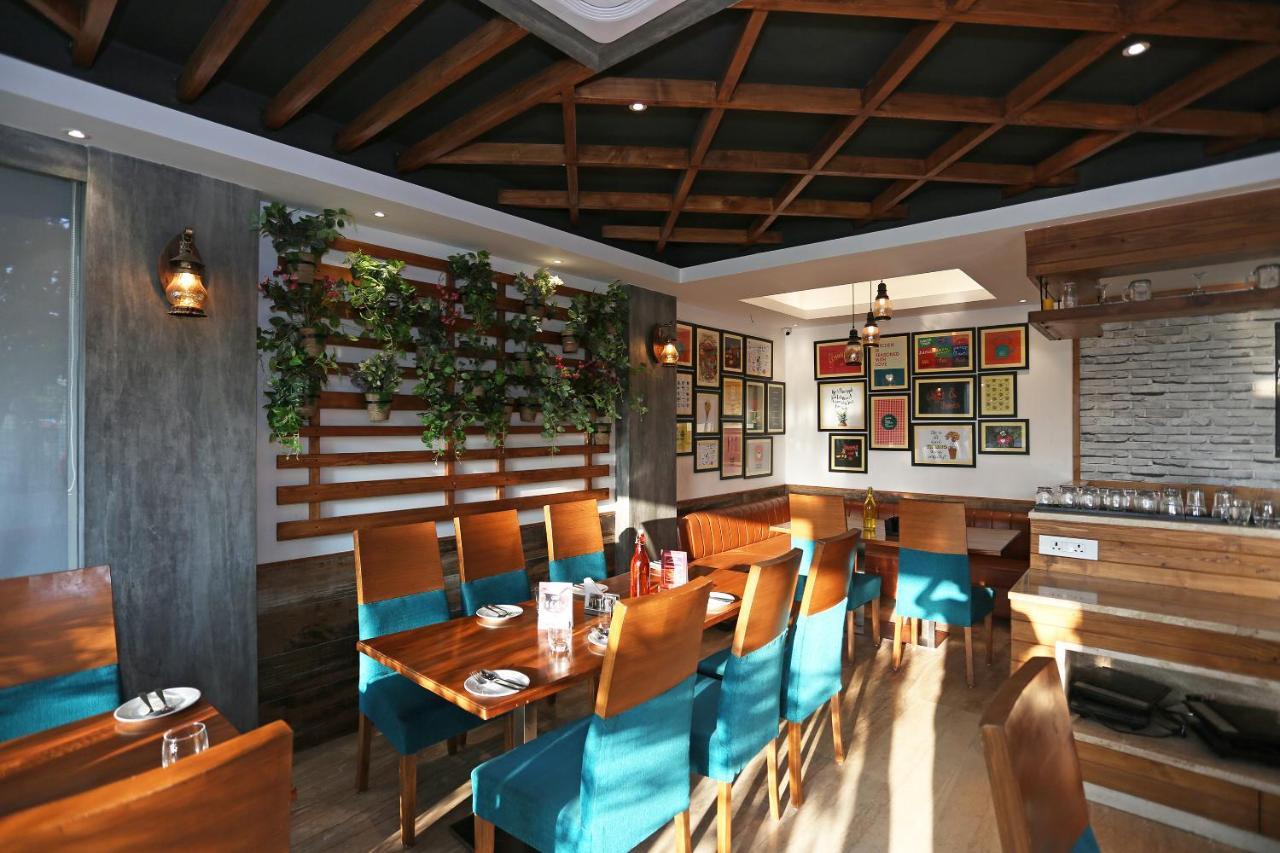 Hotel Yelchiko Varanasi Exteriör bild