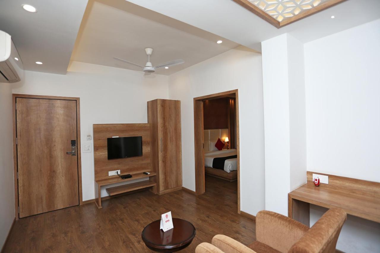 Hotel Yelchiko Varanasi Exteriör bild