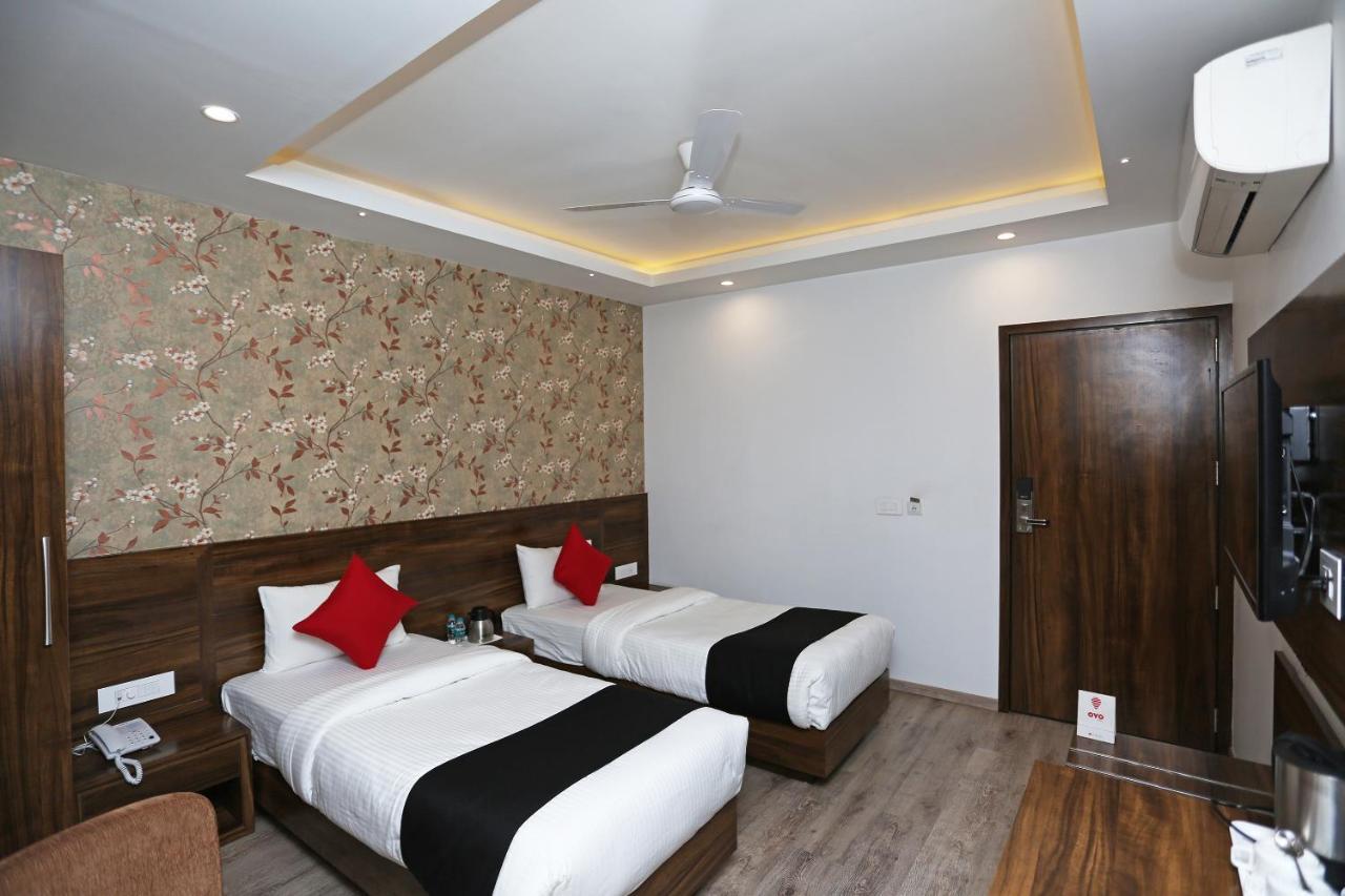 Hotel Yelchiko Varanasi Exteriör bild