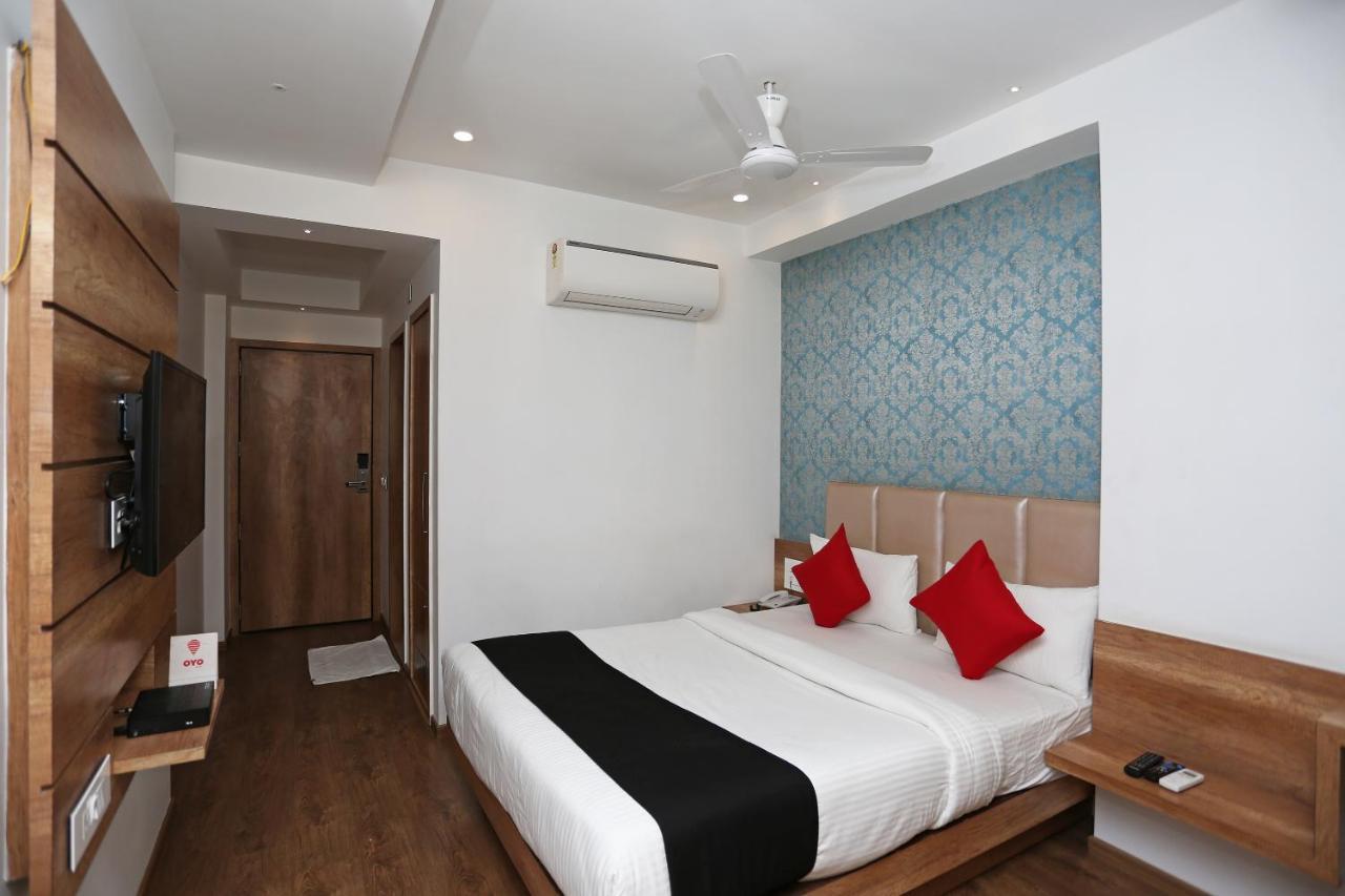 Hotel Yelchiko Varanasi Exteriör bild